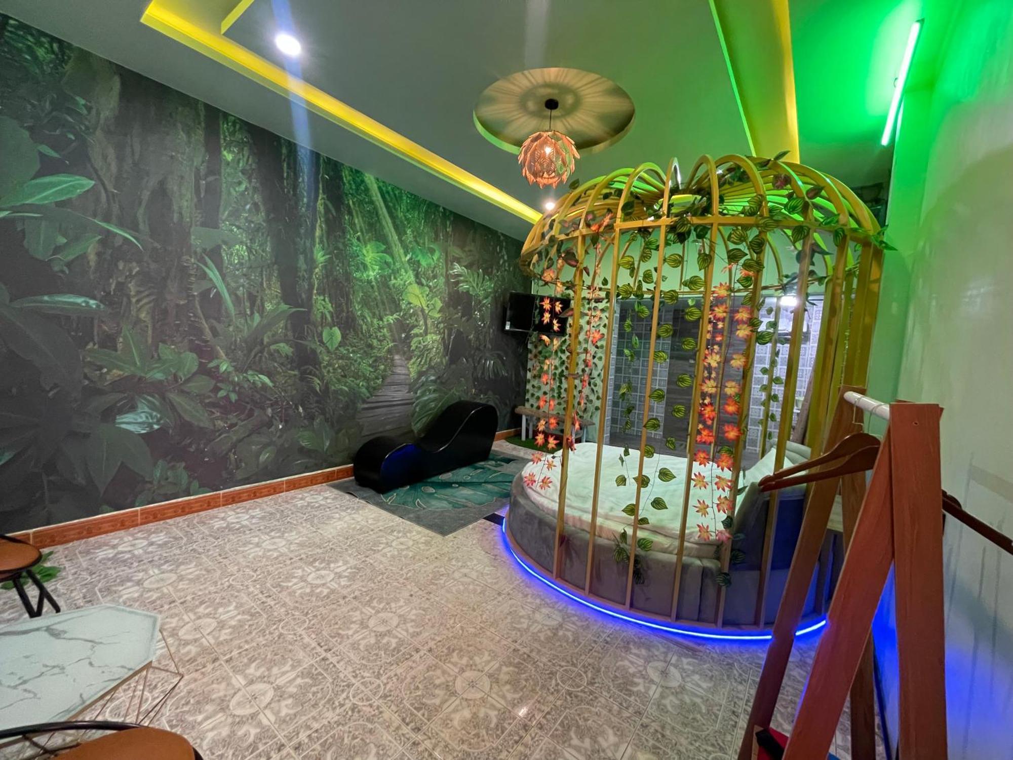 Couple Hotel - Khach San Tinh Yeu Buon Ko Sir Buitenkant foto