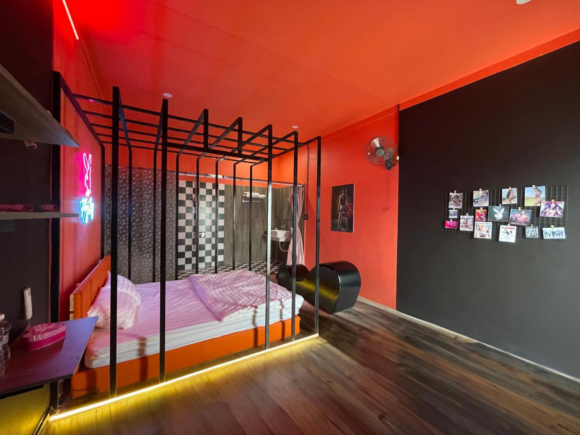 Couple Hotel - Khach San Tinh Yeu Buon Ko Sir Buitenkant foto